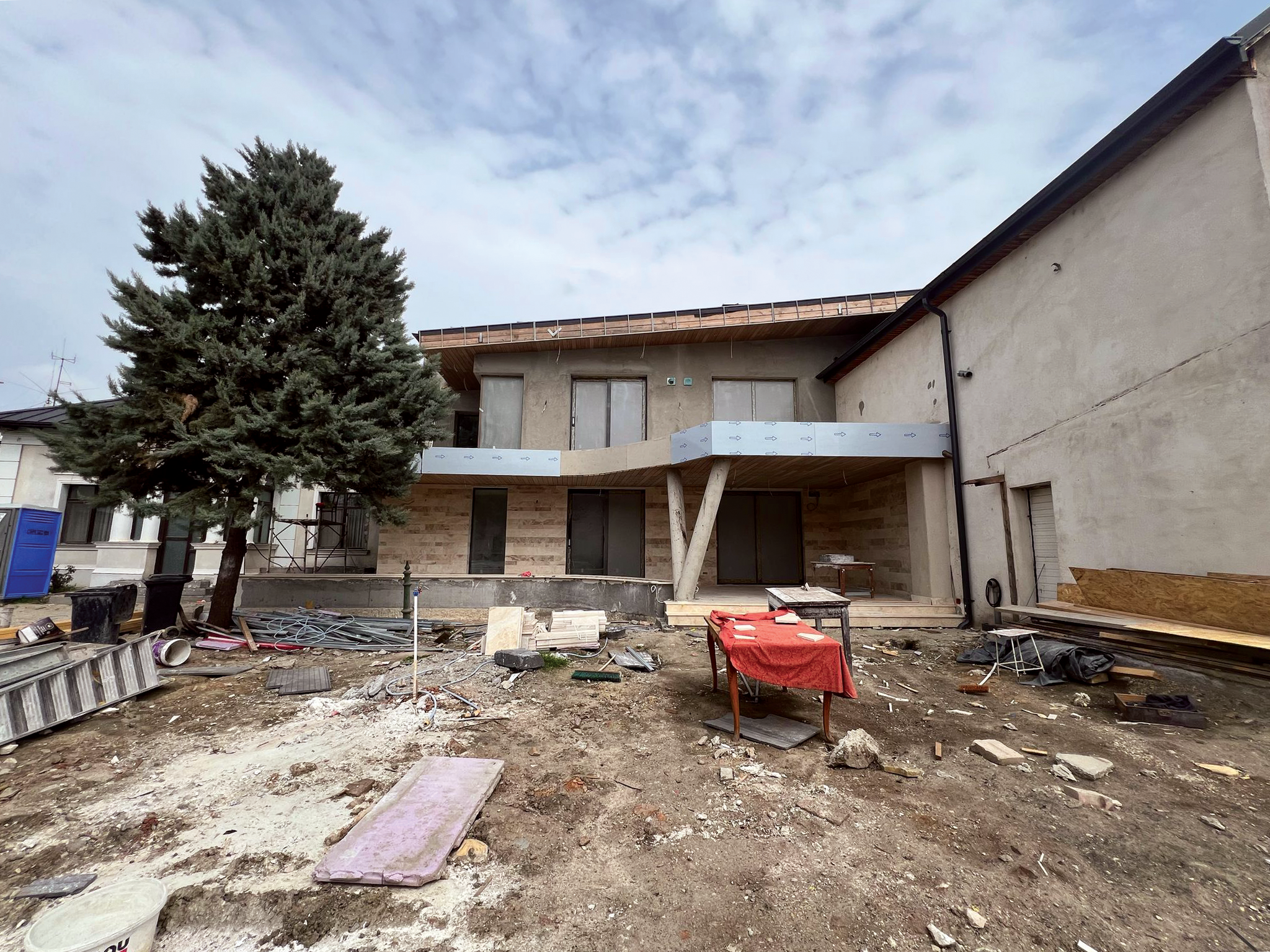 Casa FI - Șantier vedere frontală